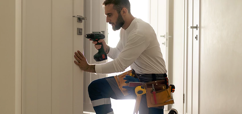 Mailbox Lock Installation Expert in Canyon Lake, California