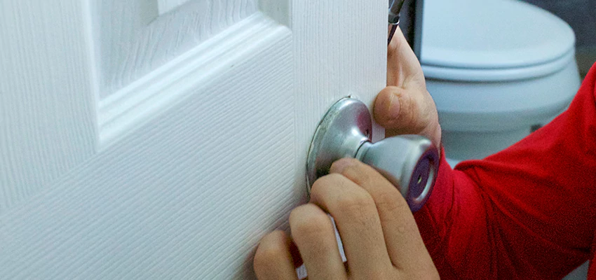 Vintage Door Knob Replacement in Canyon Lake, CA