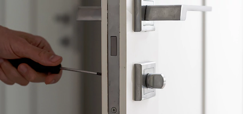 Key Programming Locksmith Open Now in Canyon Lake, California
